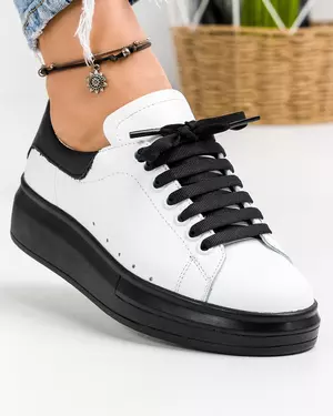 Pantofi casual piele naturala albi cu talpa neagra si inchidere cu siret RAVENA158