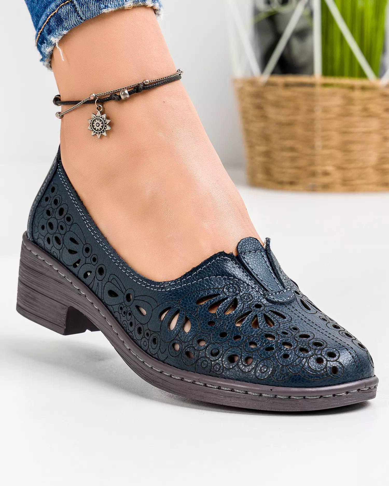pantofi-casual-piele-naturala-bleumarin-perforati-dama-jy83602-44391-2.webp