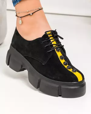 Pantofi casual piele naturala intoarsa negri cu galben si aplicatii orientate vertical POL205