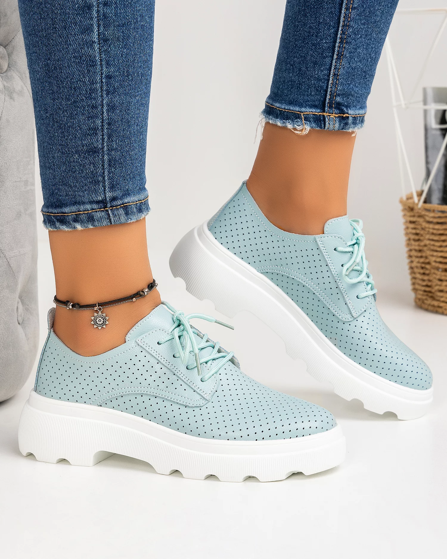 pantofi-casual-piele-naturala-perforati-albastri-aw382-29562-2.webp