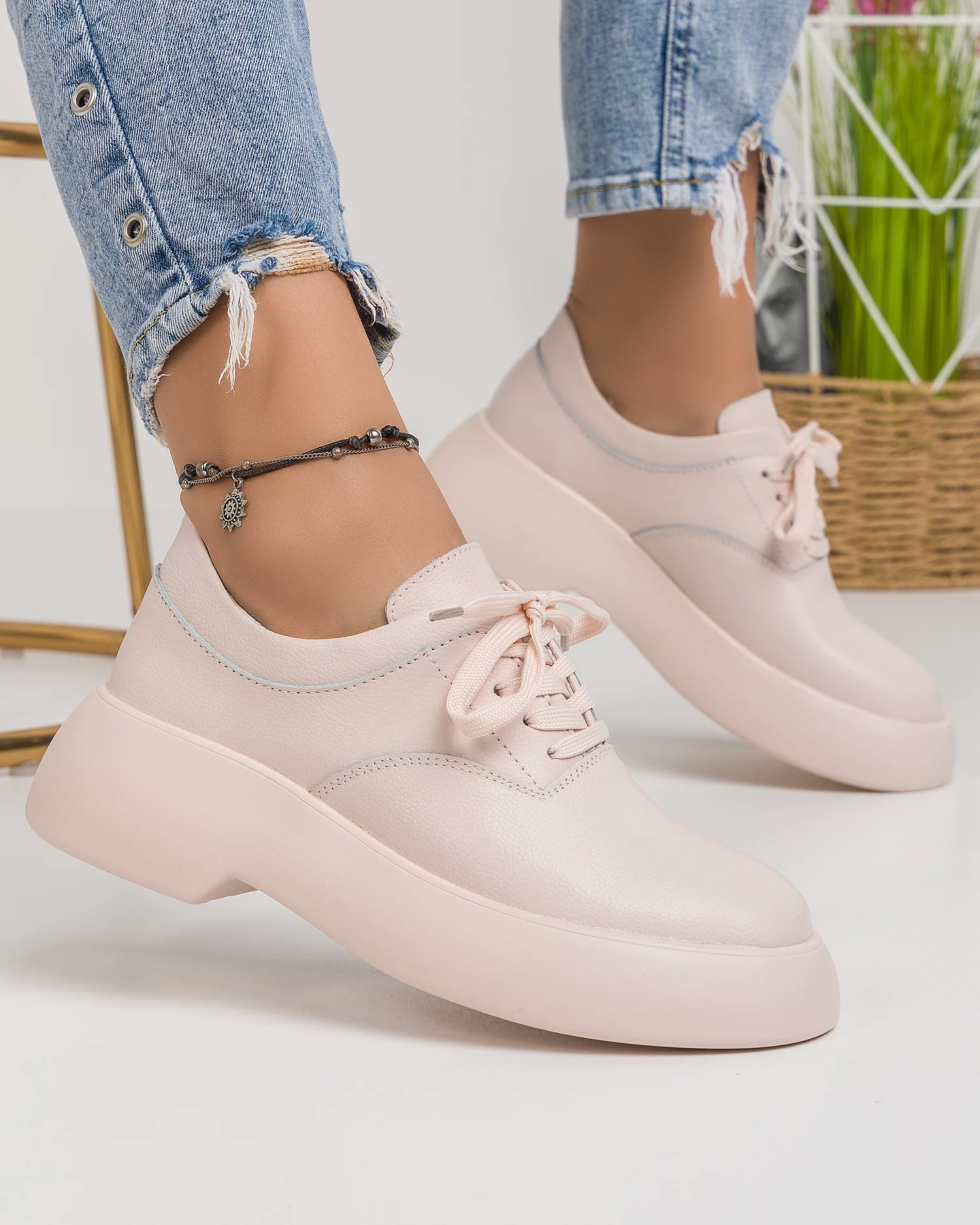 pantofi-casual-piele-naturala-roz-aw412-30846-2.webp