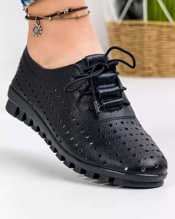 Pantofi Negri Cu Talpa Flexibila Casual Piele Naturala Perforati Cu Siret ZA-201
