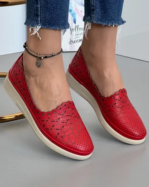Pantofi Perforati Cu Model Floral Rosii Casual Din Piele Naturala AKB03
