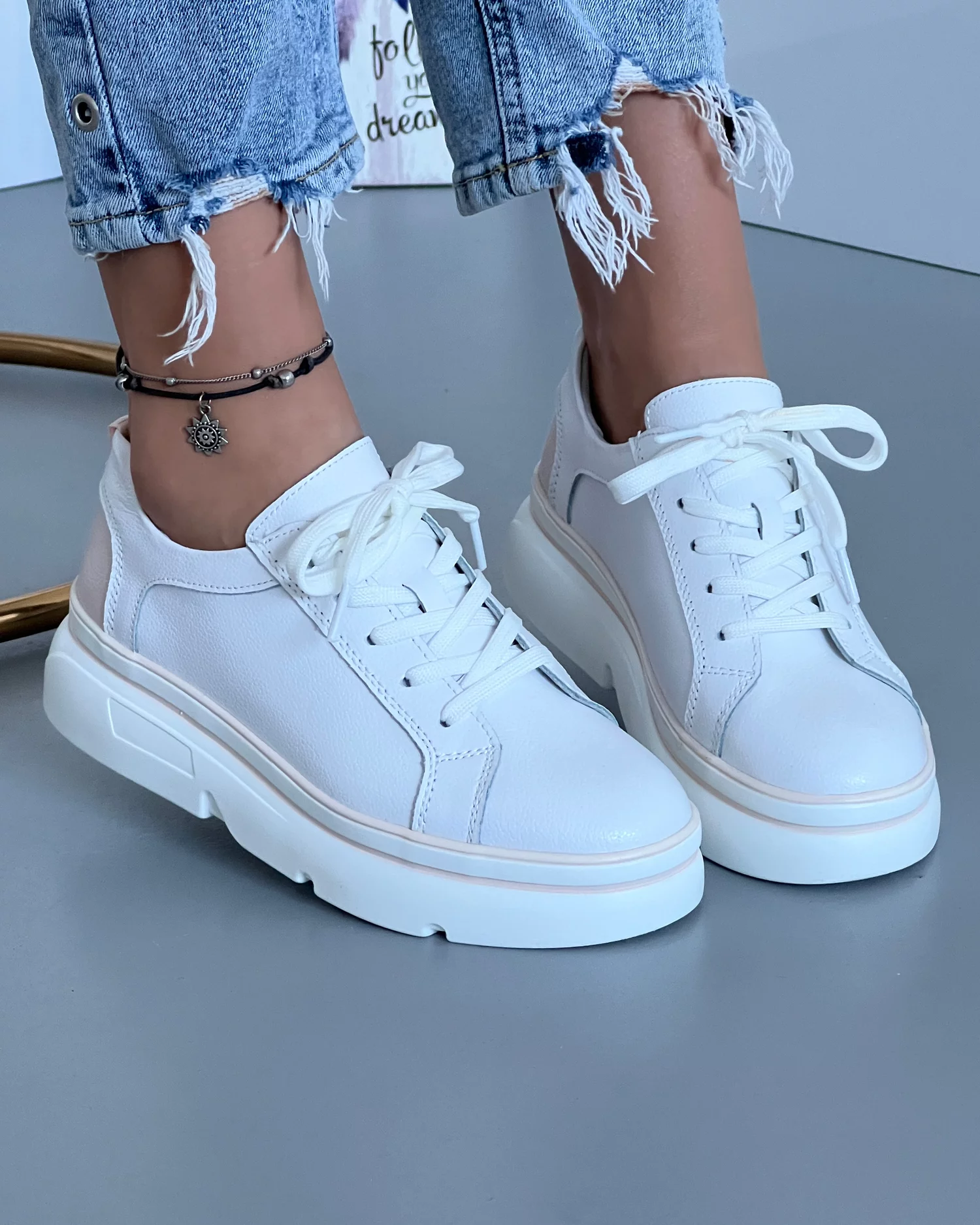 pantofi-piele-naturala-casual-alb-cu-roz-aw372-18042-2.webp