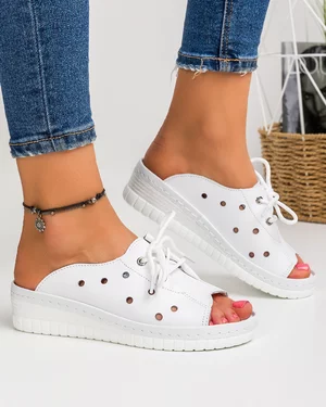 Papuci Piele Naturala Dama Albi AW399