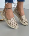 Pantofi Piele Naturala Bej Cu Perforatii Casual Dama AKB01 1