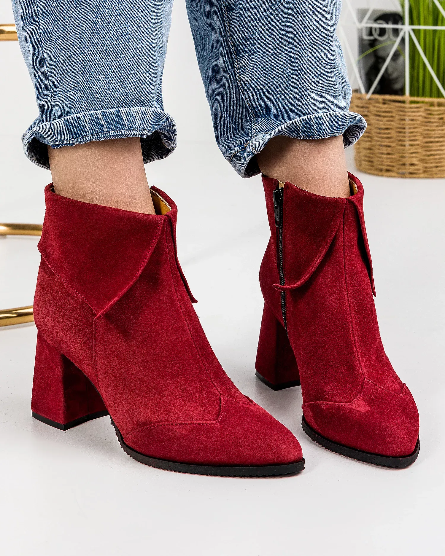 products/580/botine-captusite-piele-naturala-intoarsa-bordo-wiz06v-38118.webp