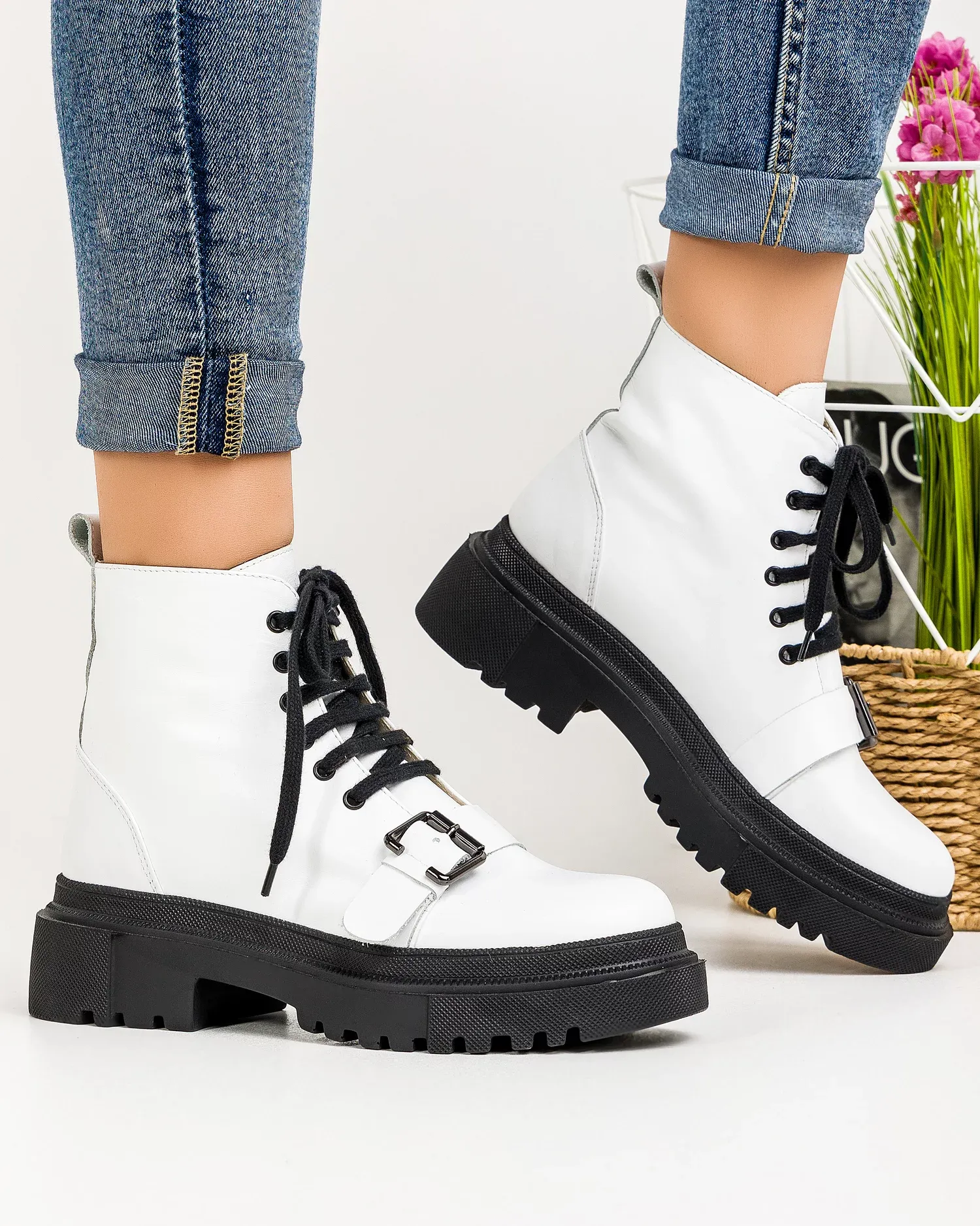 products/580/ghete-piele-naturala-albe-wiz02n-35061.webp