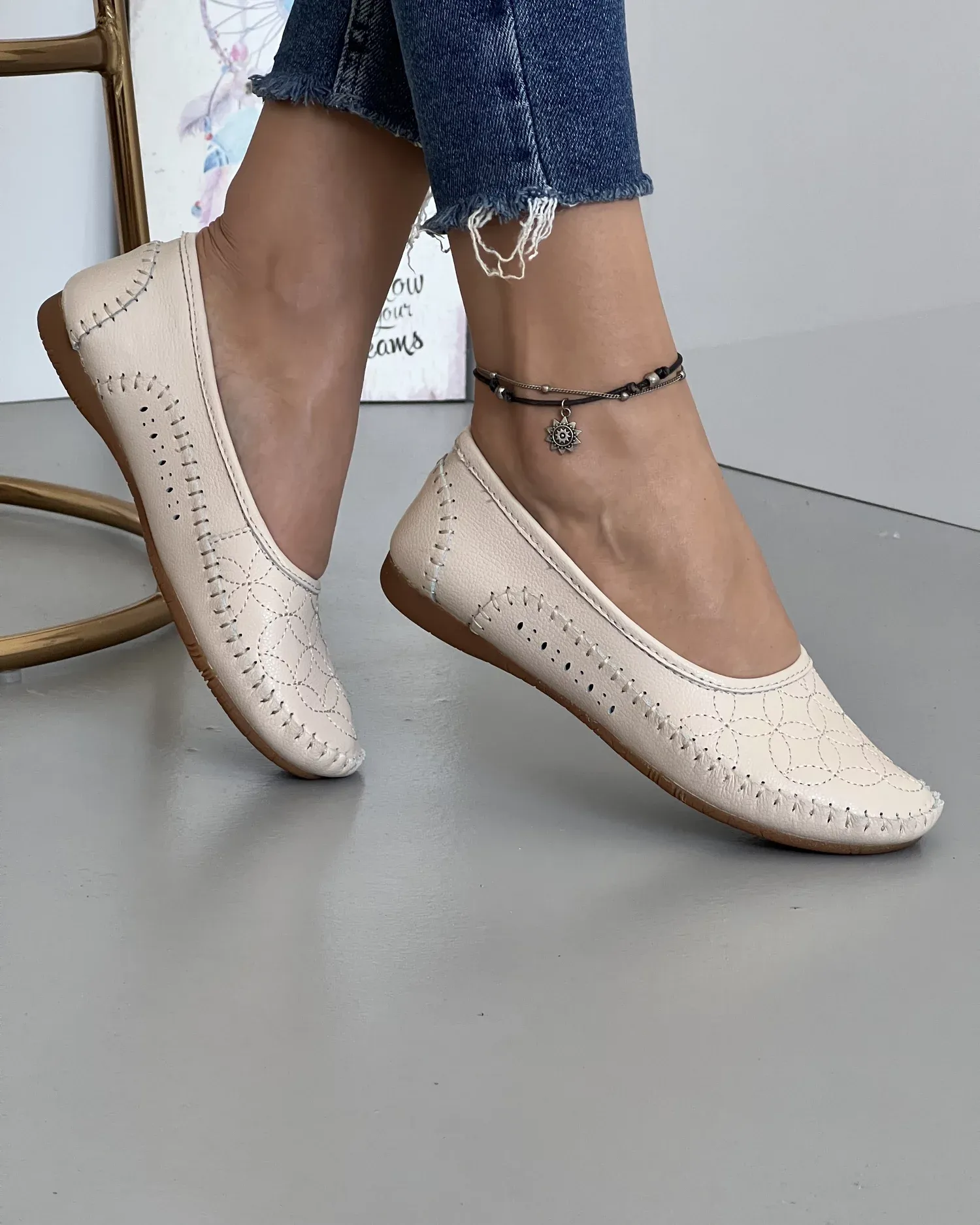 products/580/mocasini-bej-cu-cusatura-decorativa-piele-naturala-vk1024-9a-25767.webp