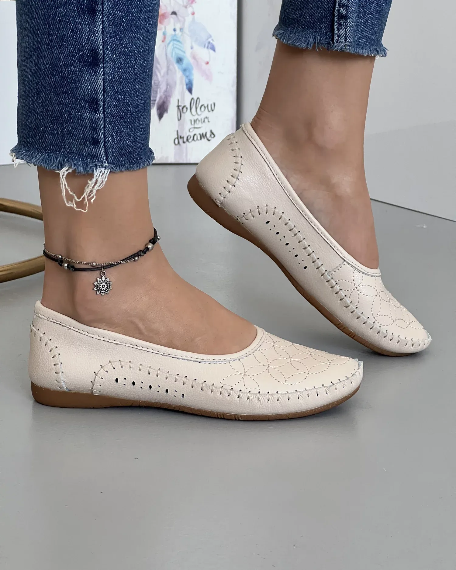 products/580/mocasini-bej-cu-cusatura-decorativa-piele-naturala-vk1024-9a-25770.webp