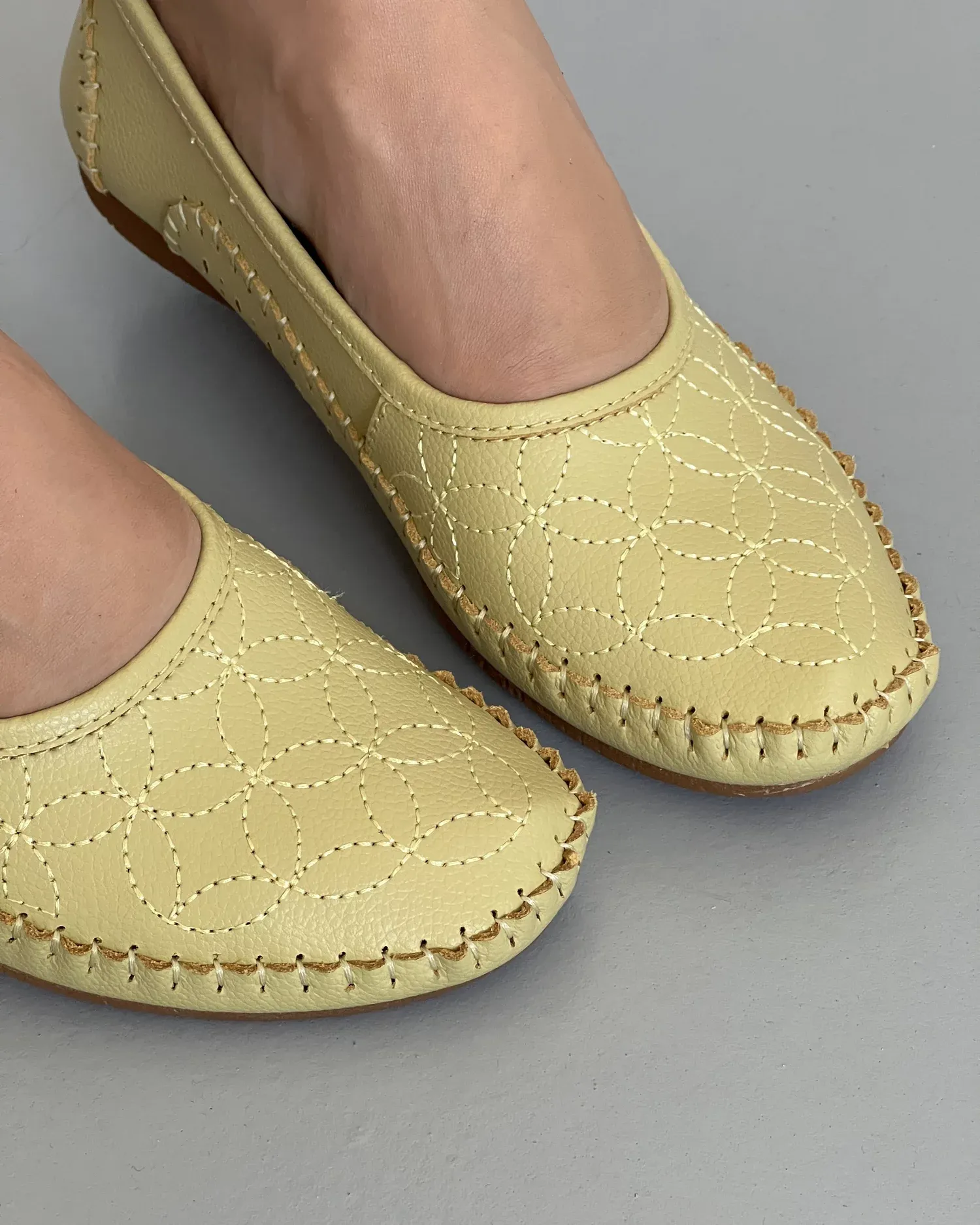 products/580/mocasini-piele-naturala-mustar-cu-cusatura-decorativa-vk1024-9a-25779.webp