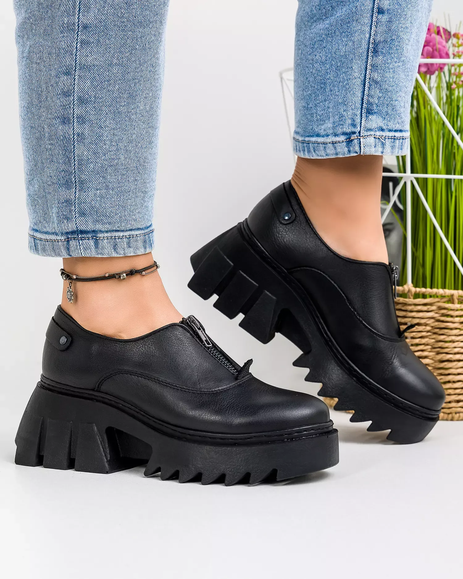 products/580/pantofi-casual-dama-piele-naturala-negri-pc837-43341.webp