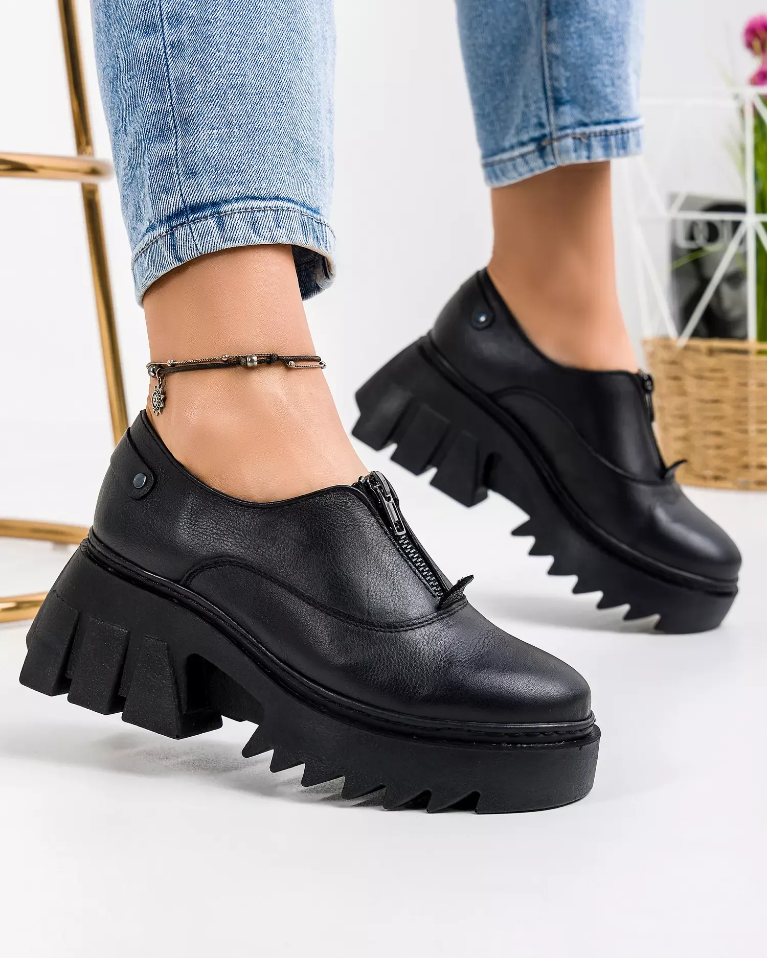 products/580/pantofi-casual-dama-piele-naturala-negri-pc837-43347.webp