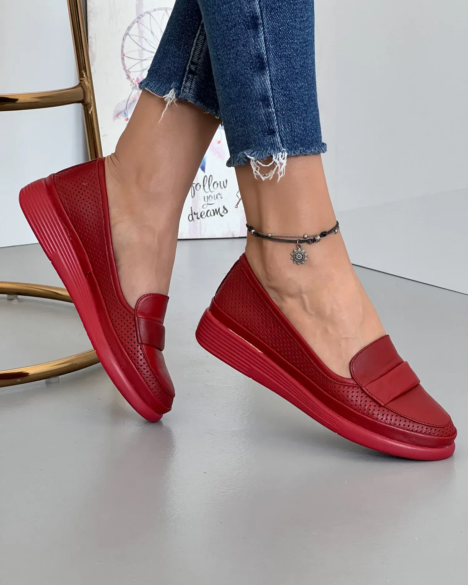 products/580/pantofi-casual-dama-piele-naturala-perforati-rosii-ak1100-23406.webp