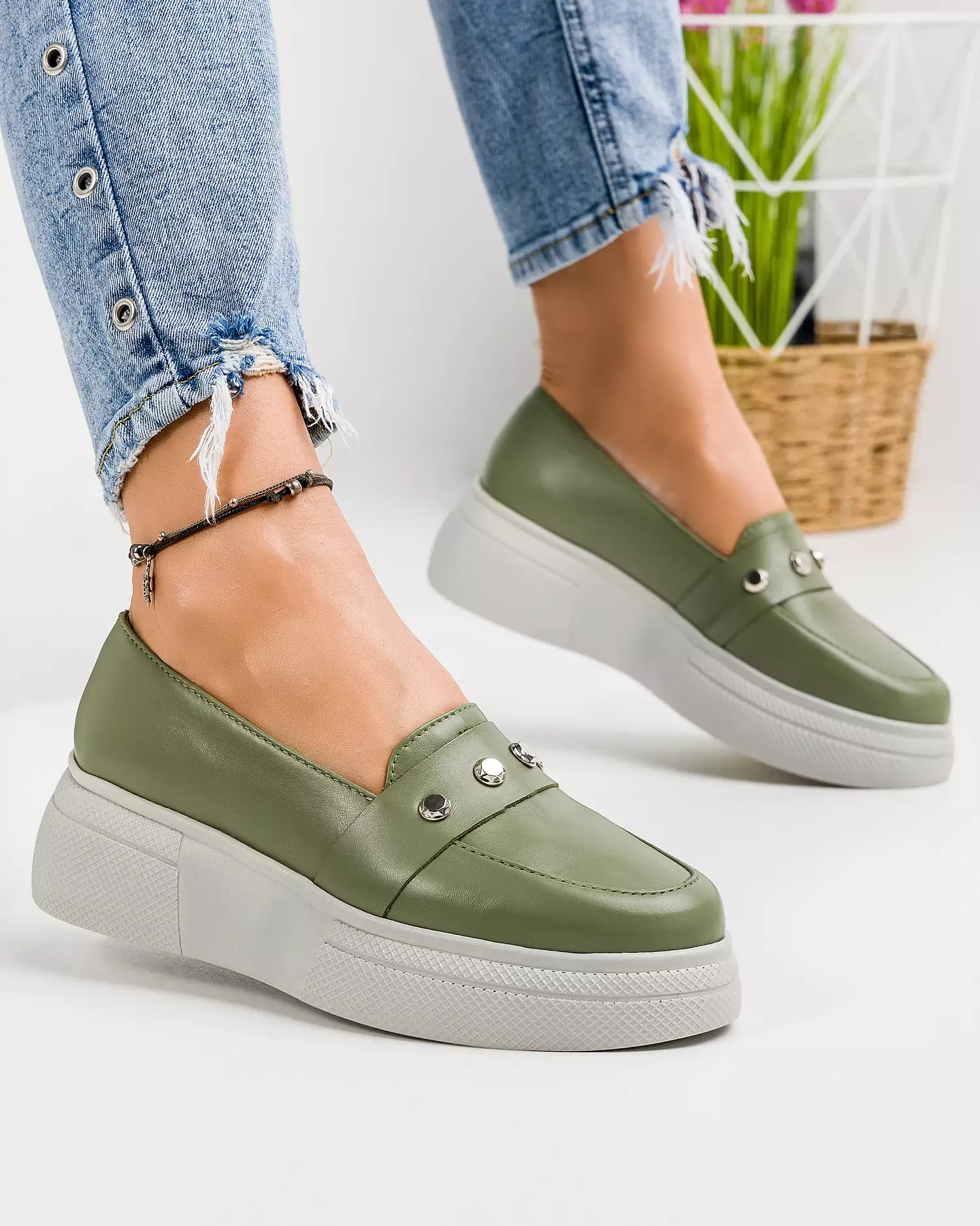 products/580/pantofi-casual-dama-piele-naturala-verzi-cu-talpa-groasa-si-inchidere-slip-on-pc841-46629.webp