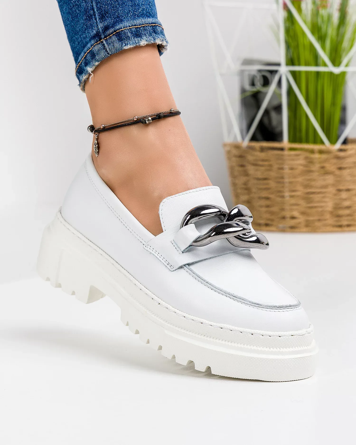products/580/pantofi-casual-piele-naturala-albi-in5007-41817.webp