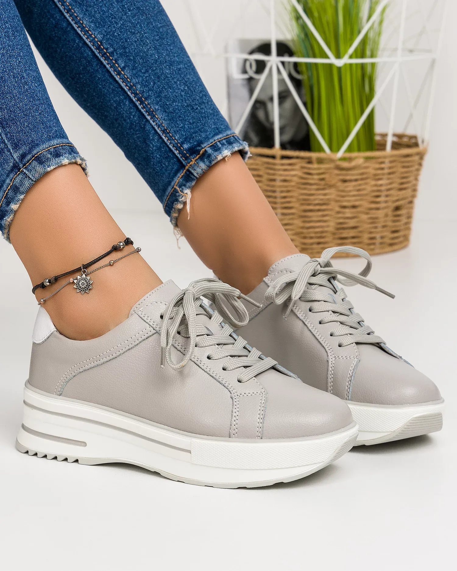 products/580/pantofi-casual-piele-naturala-gri-deschis-aw392-30705.webp