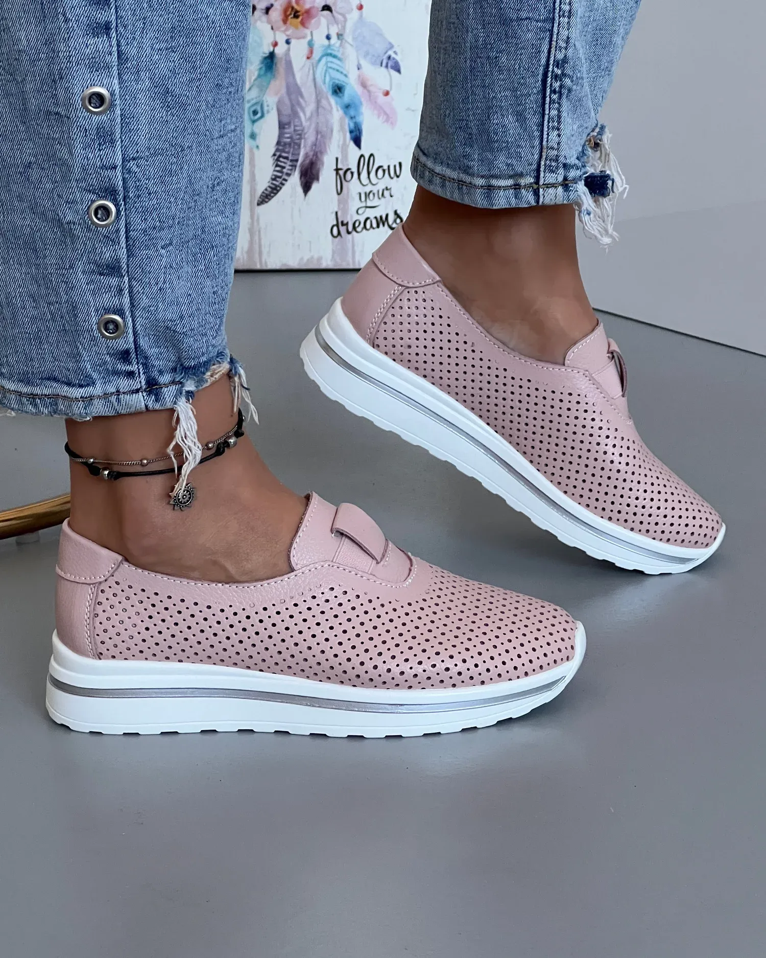 products/580/pantofi-dama-casual-perforati-piele-naturala-roz-xh-3011-18900.webp