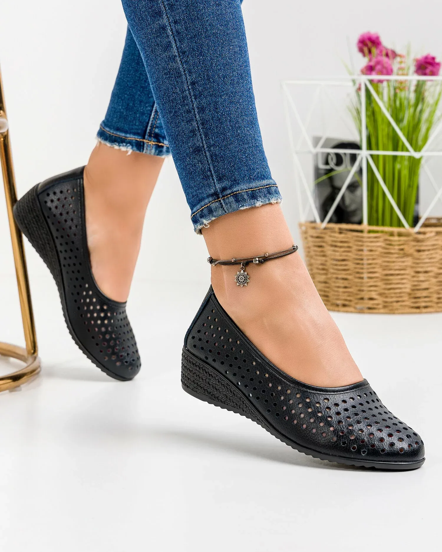 products/580/pantofi-dama-negri-piele-naturala-xh-3001-43023.webp