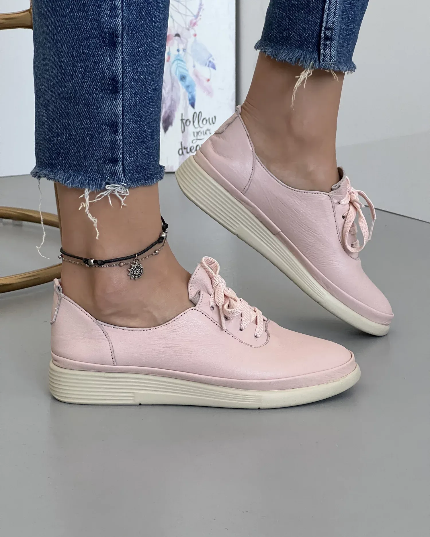 products/580/pantofi-de-dama-piele-naturala-casual-cu-siret-elastic-roz-pudra-akd05-26502.webp