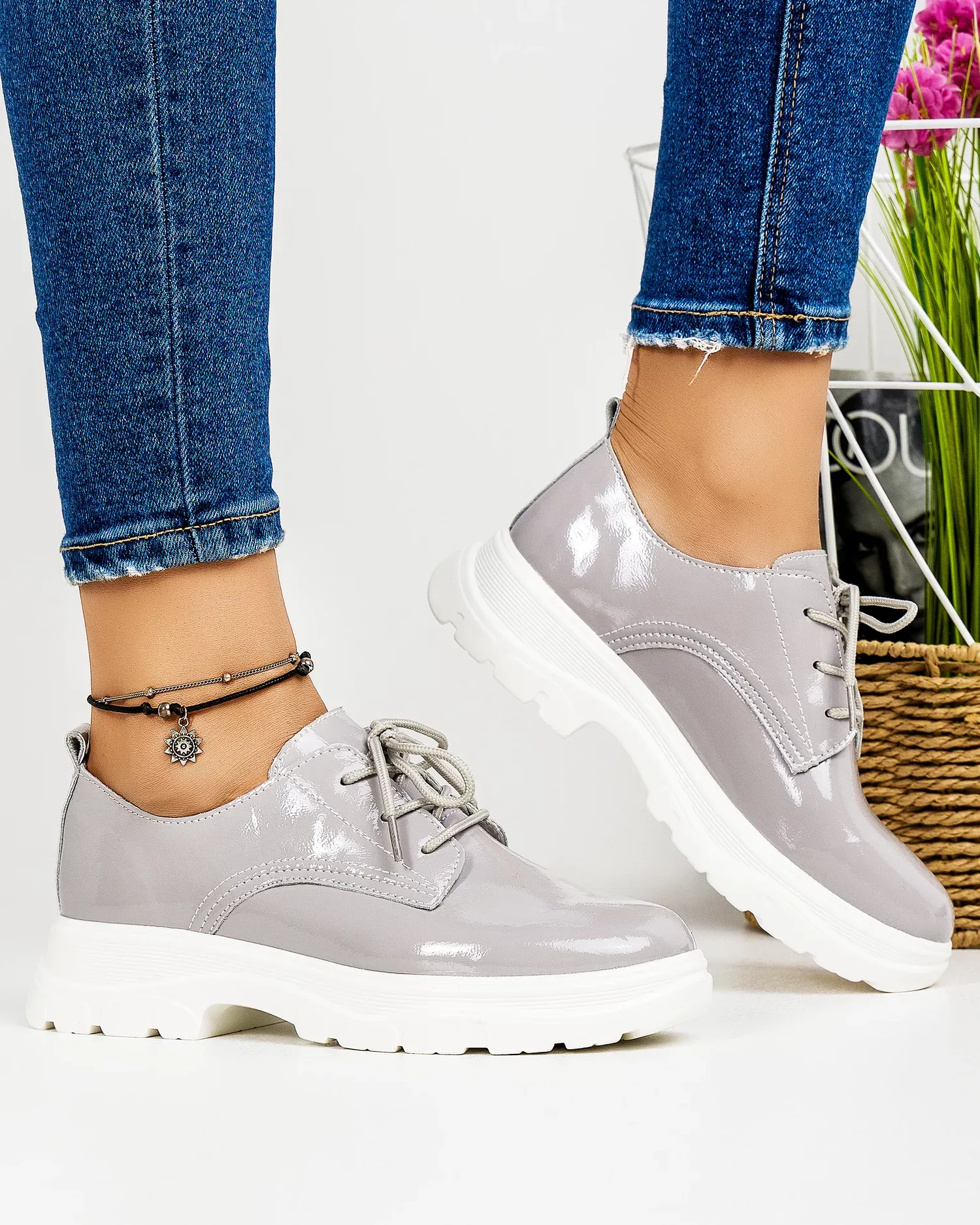 products/580/pantofi-gri-casual-piele-naturala-lacuita-aw384-36225.webp