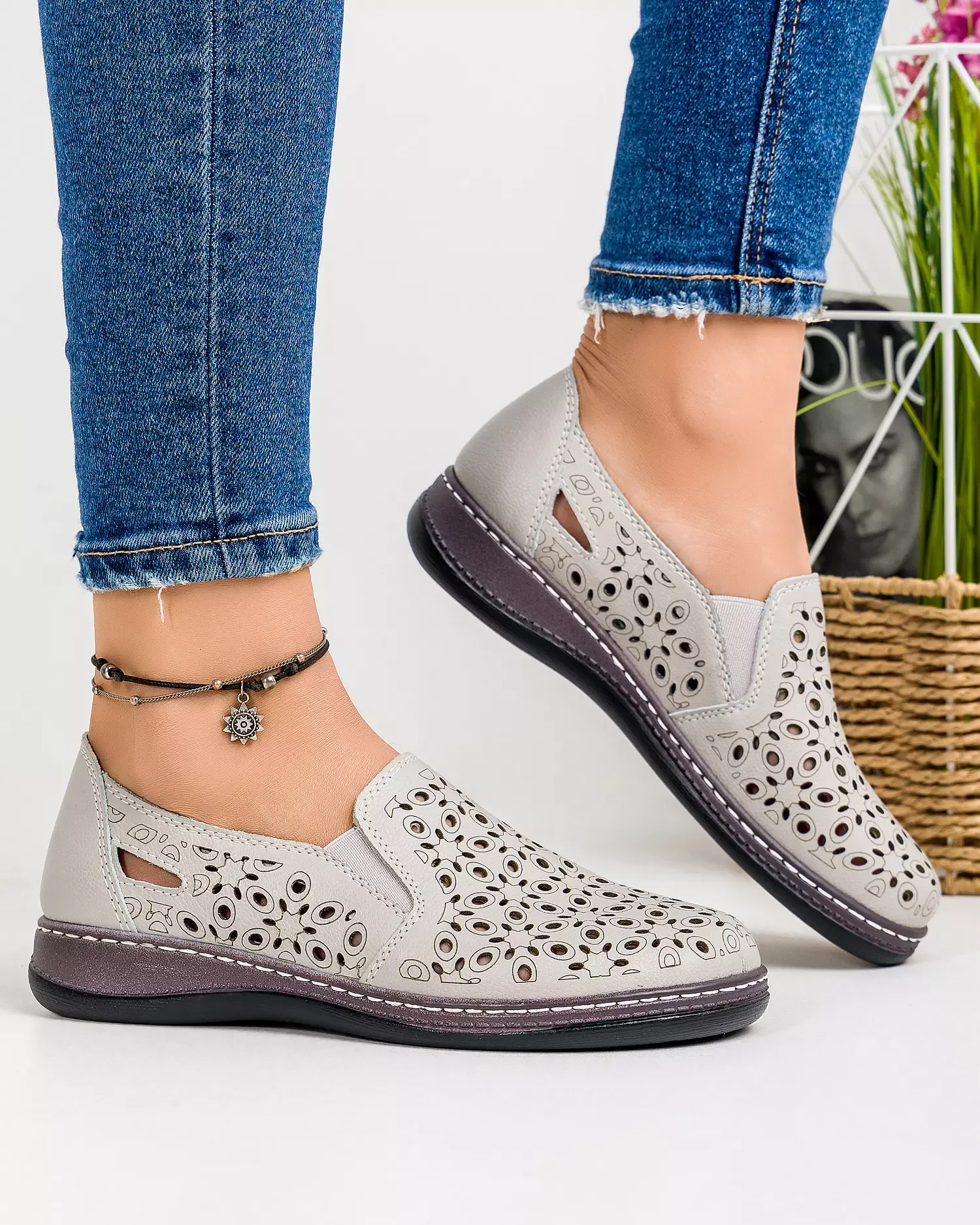 products/580/pantofi-piele-naturala-casual-perforati-gri-jy8730-44385.webp