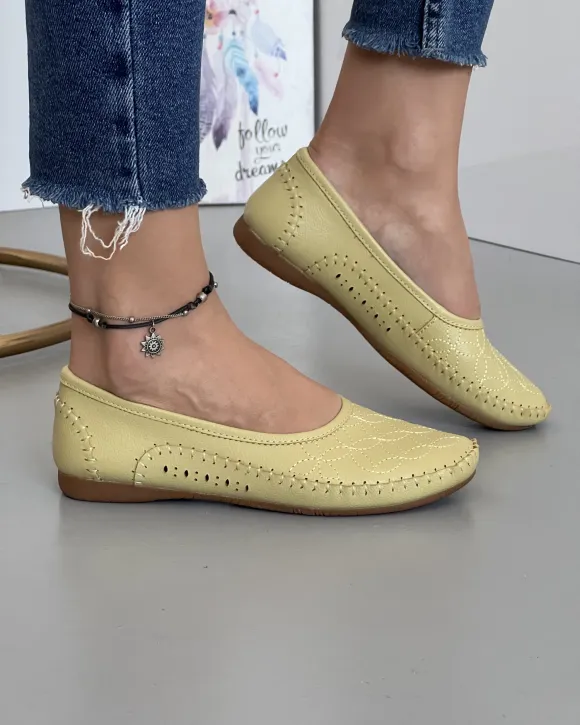 Mocasini Piele Naturala Mustar Cu Cusatura Decorativa VK1024-9A
