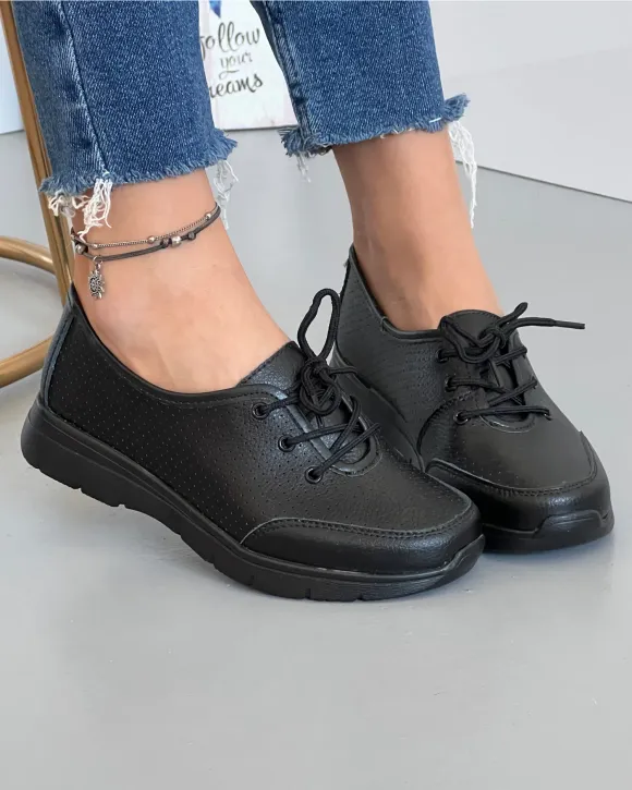 Pantofi Negri Casual Perforati Cu Siret Din Piele Naturala XH-3401