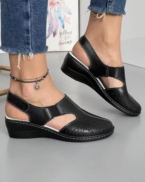 Sandale Perforate Piele Naturala Cu Bareta Elastica Negre JY35818