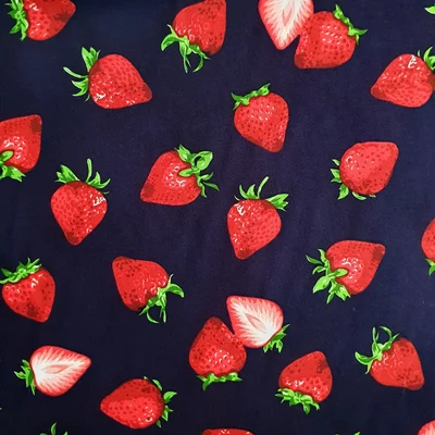 poplin-delicious-strawberries-navy-56648-2.webp