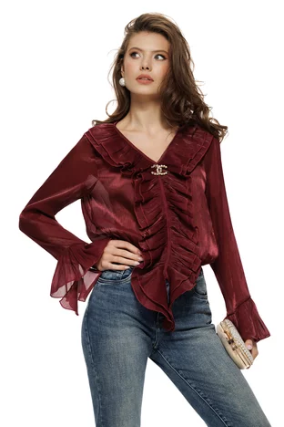 Bluza dama eleganta din organza lichida bordo cu jabou in V si brosa detasabila