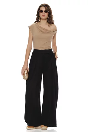 Bluza dama premium bej cu guler fald asimetric si dublura de dantela chantilly