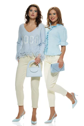 Bluza dama tricotata baby blue premium cu volane romantice si nasturi in ton