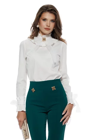 Cămașă damă Fofy albă cu guler victorian fundă din organza și accesoriu bijuterie