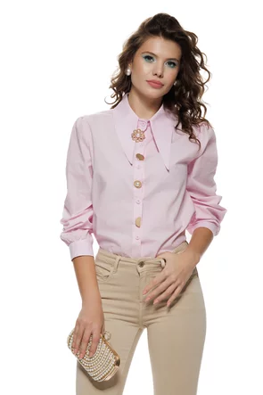 Camasa dama roz eleganta cu guler amplu ascutit si nasturi diferiti