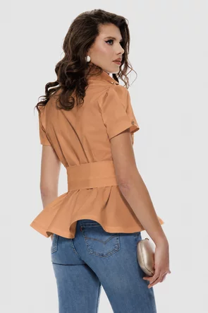 Camasa Fofy cappuccino peplum si cordon detasabil cu accesoriu metalic auriu