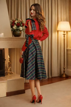 Fusta eleganta clos Fofy carouri pe fond verde midi cu buzunare laterale