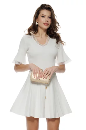 Fusta mini plisata din tricot premium alb cu nasturi metalici decorativi