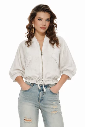 Jacheta bomber din in alba supersoft cu snur de cambrare si fermoar metalic