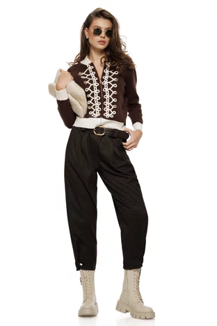 Pantalon dama cu talie inalta din stofa maro spicat cu centura impletita