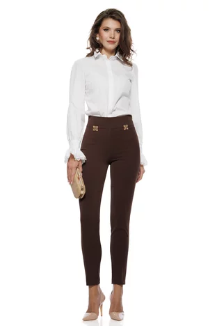 Pantaloni Fofy dama maro cu talie inalta croi conic si accesoriii aurii cu strasuri in talie