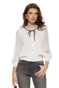 Bluza dama eleganta alba din tricot fin cu maneci de voal aplicatii de dantela nasturi perla si fundinta in contrast picture - 1