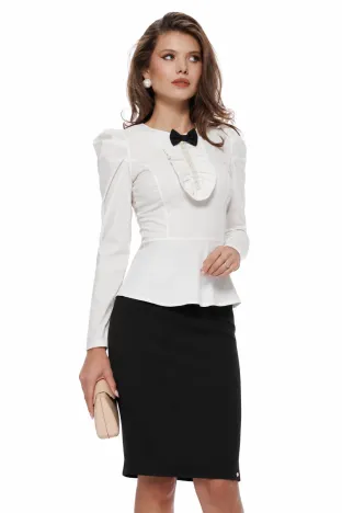 Camasa premium Fofy dama ecru cu jabou cu perle si funda detasabila neagra