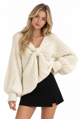 Pulover dama premium crem din tricot pufos gros cu maneca fluture si nod decorativ