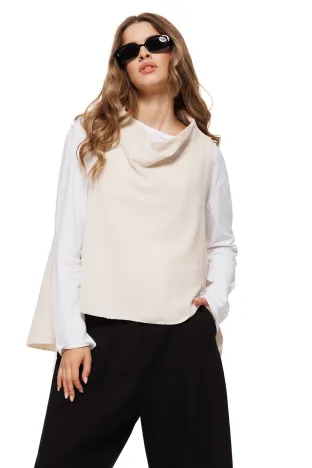 Vesta dama premium crem cu croi modern asimetric in colturi