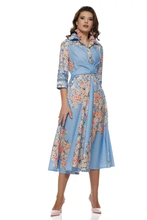 Rochie eleganta baby blue din bumbac cu imprimeu flori de cires cambrare petrecuta si buzunare