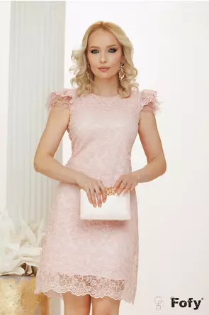 Rochie eleganta de ocazie din dantela roz cu paiete fine si aplicatii de pene