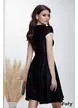 Rochie eleganta neagra Fofy din jakard satinat cu colier de perle si strassuri