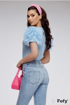 Tricou dama premium bleu cu volane din tul la umeri