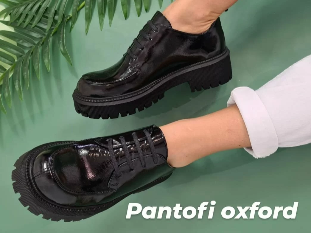 PANTOFI OXFORD